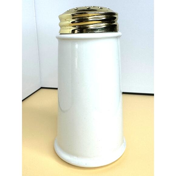Vintage San Remo Himark Parmesan Cheese Shaker w/Complete Lid Ensamble - Picture 2 of 8